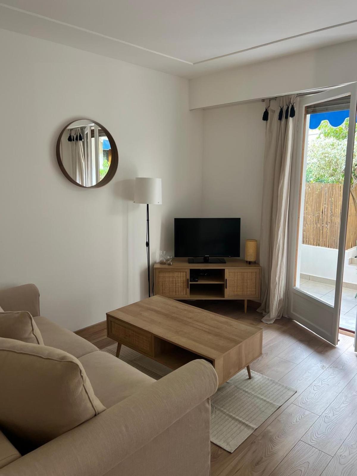 Jolie Studio En Centre-Ville Beaulieu-sur-Mer Eksteriør bilde